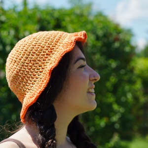 Horgolt kalap, bucket hat, halászsapka, strand kalap, narancssárga organikus pamut fonalból - ruha & divat - sál, sapka, kendő - kalap - Meska.hu