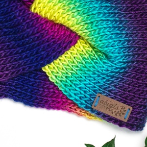 Szivárványszínű kötött fülpánt / csavart fülmelegítő / fülvédő - ruha & divat - sál, sapka, kendő - fejpánt - Meska.hu