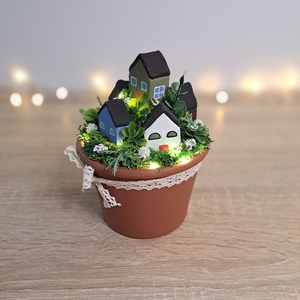 Fehér virágos világító cserépfalu (S) - otthon & életmód - dekoráció - virágdísz és tartó - cserép & kaspó - Meska.hu