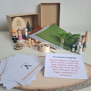 Kalandos mesevilág - mesélő fabábu készlet (Deluxe Fantasy World) - kézzel festett fafigurák gyerekeknek 3 készletben - játék & sport - készségfejlesztő és logikai játék - montessori szivárvány, waldorf játékok - Meska.hu