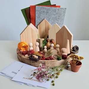 Alkotó mesedoboz - Deluxe varázsfalu szett - Meska.hu