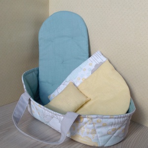 Mózeskosár 20-25 cm-s játékbabáknak, mackóknak - játék & sport - baba & babaház - játékbaba, babakellék - Meska.hu