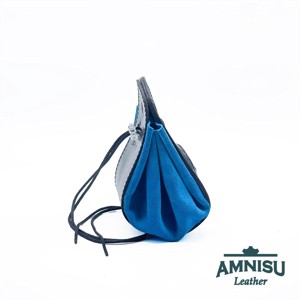 Fekete - világoskék sárkányszemes bőr 2in1 szütyő és kockatálca - Havier - játék & sport - szerepjáték - Meska.hu