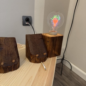 Éjjeli lámpa vagy ahogy én hívom Éji Gerendácska � Antik mobilbölcső (Egyedi, 50 éves fagerendából) - otthon & életmód - lámpa - asztali lámpa - Meska.hu