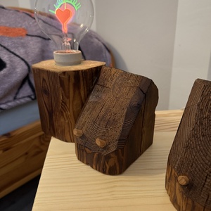 Éjjeli lámpa vagy ahogy én hívom Éji Gerendácska � Antik mobilbölcső (Egyedi, 50 éves fagerendából) - otthon & életmód - lámpa - asztali lámpa - Meska.hu