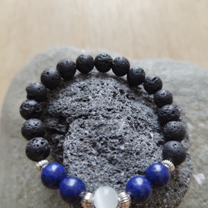 Lapis lazuli, holdkő és lávakő ásványgyöngy karkötő, Ékszer, Karkötő, Ásványkarkötő, Ékszerkészítés, MESKA