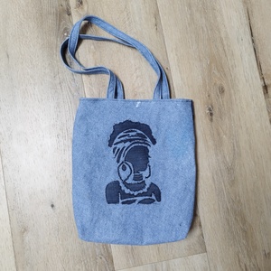 Afrikai nő válltáska / vállszatyor farmerből, Táska & Tok, Bevásárlás & Shopper táska, Shopper, textiltáska, szatyor, Varrás, MESKA