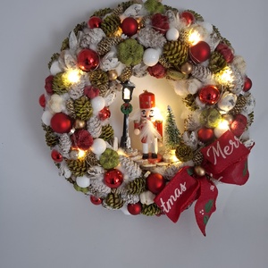 Karácsonyi ajtódísz diótörővel - Meska.hu