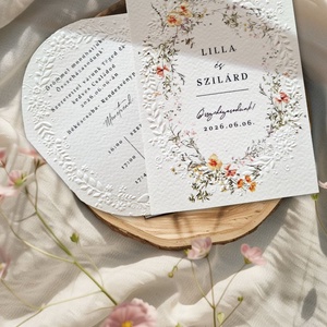 Virágos, wildflower esküvői meghívó dombornyomással, viaszpecséttel - esküvő - meghívó & kártya - meghívó - Meska.hu