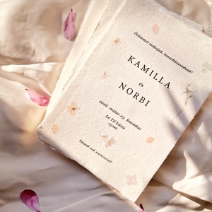 Merített papírra készült, akvarell virágos esküvői meghívó pausz papírban és viaszpecséttel - esküvő - meghívó & kártya - menü - Meska.hu