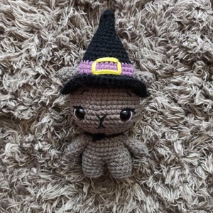 Horgolt Halloween cica boszorkány - Meska.hu