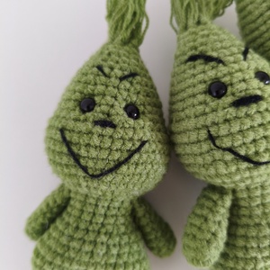 3db Horgolt Grinch - karácsony - karácsonyi lakásdekoráció - karácsonyi manók, figurák - Meska.hu