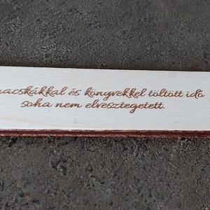 Tappancsos könyvjelző - könyv & zene - könyvjelző - Meska.hu