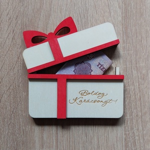 Pénzátadó / ajándékkártya tartó - ajándékdoboz, Otthon & Életmód, Papír, írószer, Ajándékozás kellékei, Pénzátadó doboz, Gravírozás, pirográfia, Ajándékdoboz formájú pénzátadó / ajándékkártya tartó születésnapra, karácsonyra, vagy bármilyen alk..., MESKA