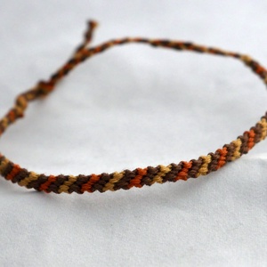 Csomózott karkötő - Meska.hu Csomózott karkötő - Meska.hu