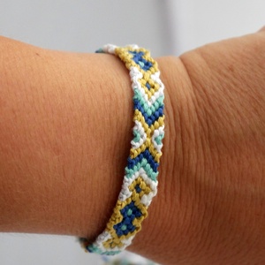 csomozótt karkötő - ékszer - karkötő - fonott karkötő - Meska.hu csomozótt karkötő - ékszer - karkötő - fonott karkötő - Meska.hu