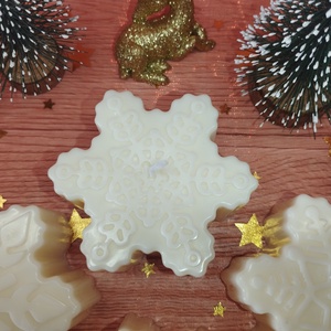 Szójaviasz hópehely gyertya - karácsony - karácsonyi lakásdekoráció - karácsonyi illatgyertya, mécses - Meska.hu