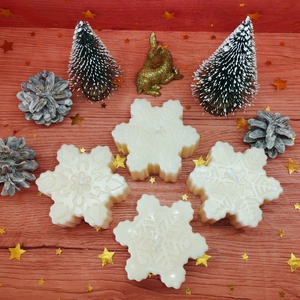 Szójaviasz hópehely gyertya - Meska.hu