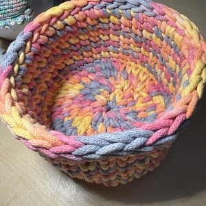 Horgolt tároló - otthon & életmód - tárolás & rendszerezés - íróasztali tároló - Meska.hu