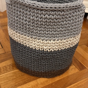 Nagyméretű horgolt tároló - Meska.hu