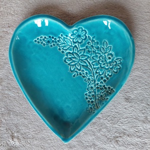 Szív alakú kínáló - otthon & életmód - konyhafelszerelés, tálalás - tálalás - kínálótál - Meska.hu