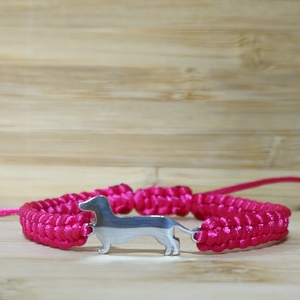 Tacskó medálos makramé karkötő, Ékszer, Karkötő, Fonott karkötő, Csomózás, Fonás (csuhé, gyékény, stb.), MESKA