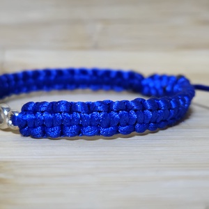 Makramé karkötő végtelen jellel - ékszer - karkötő - karkötő medállal - Meska.hu