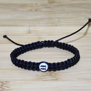 Vízöntő  Horoszkópos Makramé Karkötő, Ékszer, Karkötő, Fonott karkötő, Csomózás, Fonás (csuhé, gyékény, stb.), MESKA