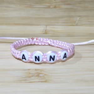 Egyedi névre szóló makramé karkötő  személyre szabott ajándék - ékszer - karkötő - névre szóló karkötő - Meska.hu