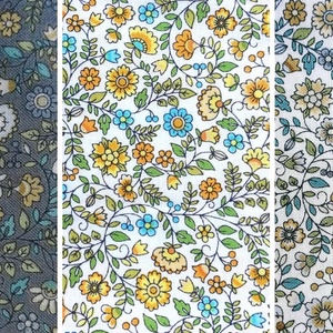 Kékesszürke alapon pasztell virágos Maxi textil ékszer - többféle variációban - ékszer - fülbevaló - lógós kerek fülbevaló - Meska.hu