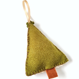 Gyapjúfilc karácsonyfadísz zöld, csipkés - karácsony - karácsonyi lakásdekoráció - karácsonyfadíszek - Meska.hu