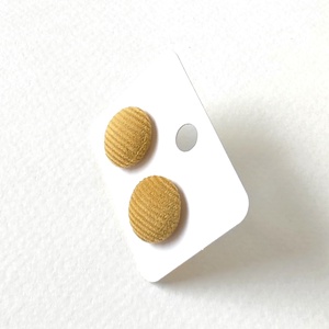 Kordbársony textilfülbevaló választható színben 2. paletta - ékszer - fülbevaló - pötty fülbevaló - Meska.hu