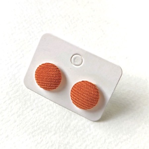 Kordbársony textilfülbevaló választható színben 1. paletta - ékszer - fülbevaló - pötty fülbevaló - Meska.hu