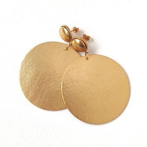 Arany színű metál hatású textilfülbevaló aranyozott nemesacél kiegészítőkkel, Ékszer, Fülbevaló, Lógó fülbevaló, Ékszerkészítés, MESKA