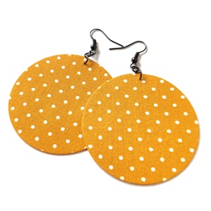Sárga alapon pöttyös textilfülbevaló, Ékszer, Fülbevaló, Lógó fülbevaló, Ékszerkészítés, MESKA