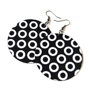 Fekete alapon pöttyös textilfülbevaló, Ékszer, Fülbevaló, Lógó fülbevaló, Ékszerkészítés, MESKA