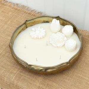 Szójaviasz gyertya 7 kanóccal, kézzel kalapált réz tálba öntve - Meska.hu