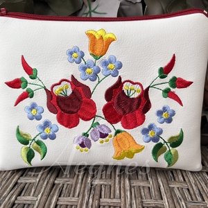 Kalocsai Neszi, Táska & Tok, Neszesszer, Hímzés, Varrás, MESKA