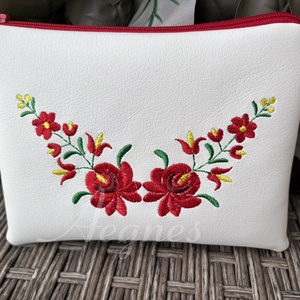 Kalocsai Neszi, Táska & Tok, Neszesszer, Hímzés, Varrás, MESKA