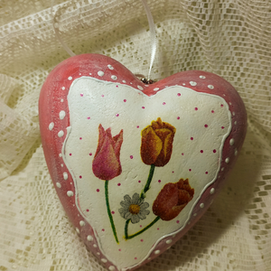 Függődísz - szív formájú tulipánokkal, Otthon & Életmód, Dekoráció, Fali és függő dekoráció, Függődísz, Decoupage, transzfer és szalvétatechnika, Festett tárgyak, MESKA