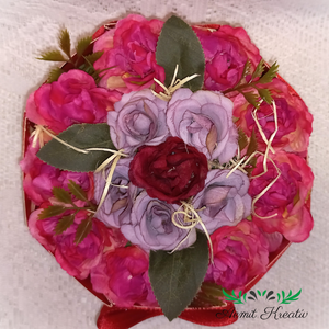 Rózsadoboz hatszögletű dobozban, Otthon & Lakás, Dekoráció, Asztal és polc dekoráció, Asztaldísz, Virágkötés, MESKA