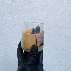Pumpkin Spirits � nagy Halloween szójagyertya tök színben, kézműves gyertya szellemes díszítéssel � őszi lakásdekoráció  - otthon & életmód - gyertya, illat, aroma - gyertya - Meska.hu
