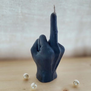 Kéz formagyertya középső ujjal � vicces, vagány dekor gyertya, különleges ajándék - Meska.hu