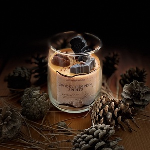 Pumpkin Spirits � nagy Halloween szójagyertya tök színben, kézműves gyertya szellemes díszítéssel � őszi lakásdekoráció  - otthon & életmód - gyertya, illat, aroma - gyertya - Meska.hu