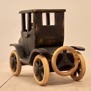 Fa autó - 'Lizzy' - művészet - makett, modell - Meska.hu