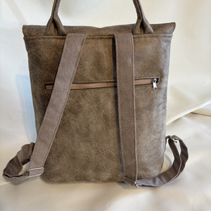 Drapp hátitáska egyedi mintával - táska & tok - hátizsák - hátizsák - Meska.hu