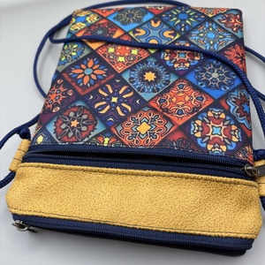 Telefontartó kis válltáska - táska & tok - pénztárca & más tok - telefontok - Meska.hu