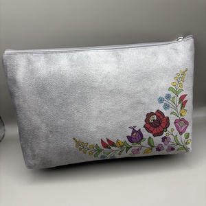 Neszesszer kalocsai mintával, Táska & Tok, Neszesszer, Varrás, MESKA