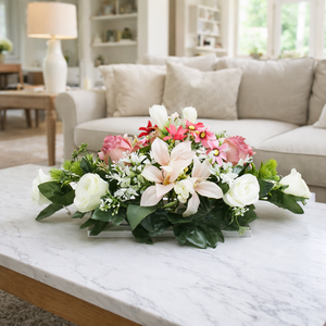 Elegáns rózsás virágkompozíció, asztaldísz ,romantikus dekoráció - otthon & életmód - dekoráció - asztal és polc dekoráció - asztaldísz - Meska.hu