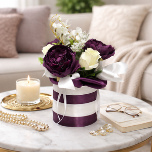 Elegáns virágbox lila és krém színvilágban, Otthon & Életmód, Dekoráció, Asztal és polc dekoráció, Asztaldísz, Virágkötés, MESKA